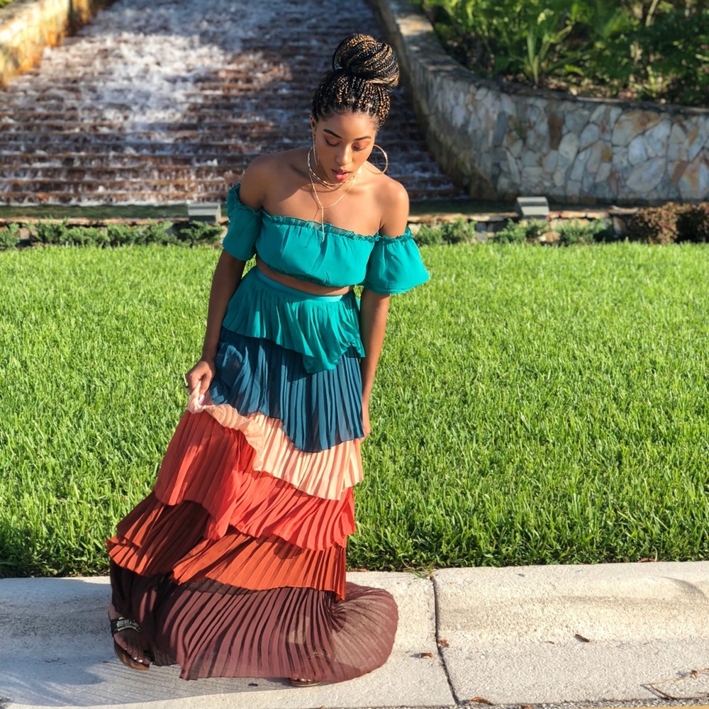 Two piece skirt set - Picture 6 of 6